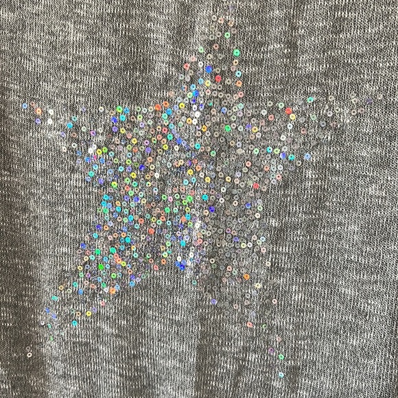 Lightweight Sparkle Star Sweater Medium - Picture 2 of 3